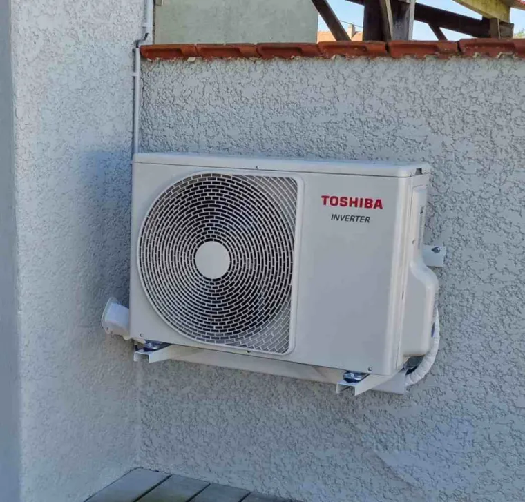 Installation climatisation réversible pour chauffer de façon économique par chauffagiste sur Montagnieu et alentours, Bourgoin-Jallieu, Ets Laurent Mathieu